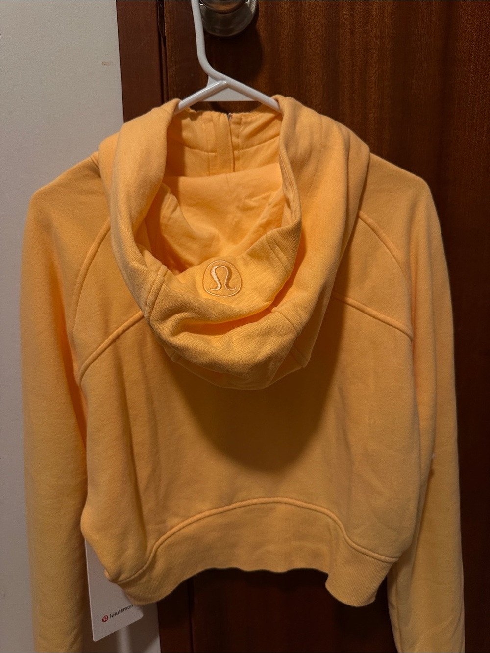 lululemon athletica Cropped Peach scuba Hoodie - Picture 3 of 4